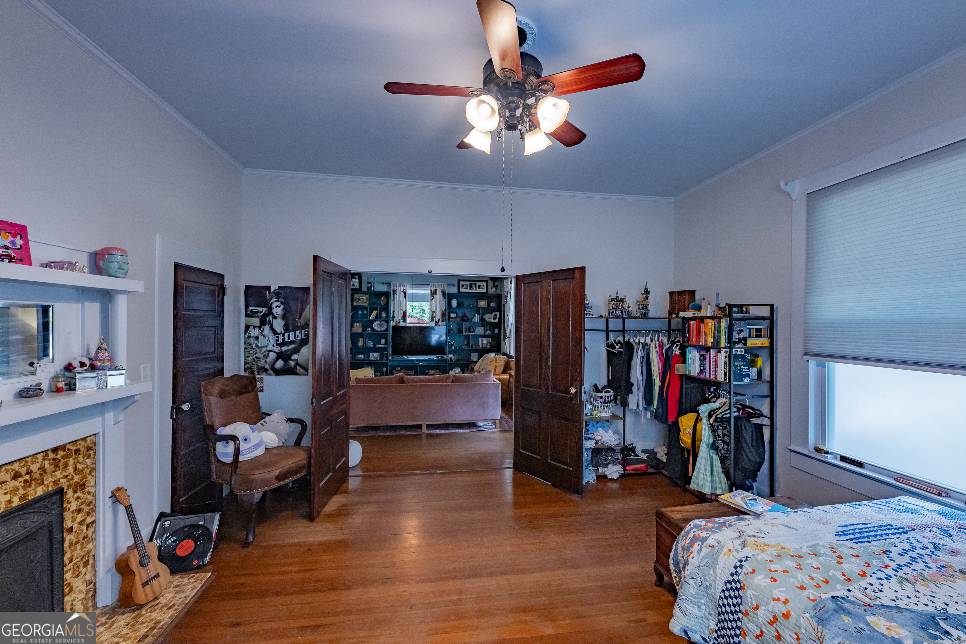 308 Howell Street Thomaston, GA 30286 - Photo 13 of 46 a view of a bedroom with workspace and toys