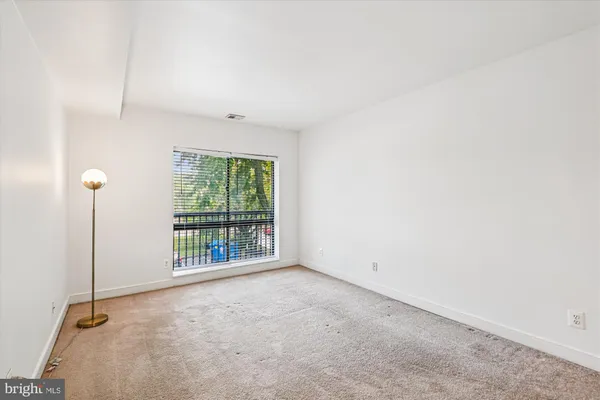 $280,000 | 300 Hilltop Lane, Unit 300I, Annapolis, MD 21403