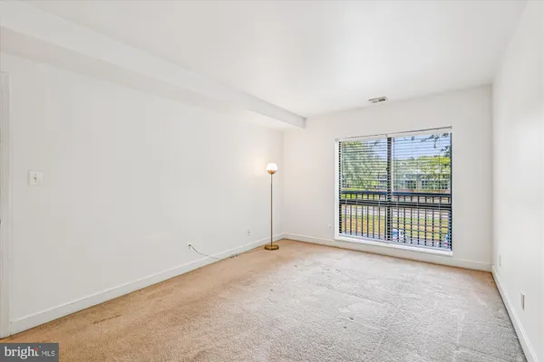 $280,000 | 300 Hilltop Lane, Unit 300I, Annapolis, MD 21403