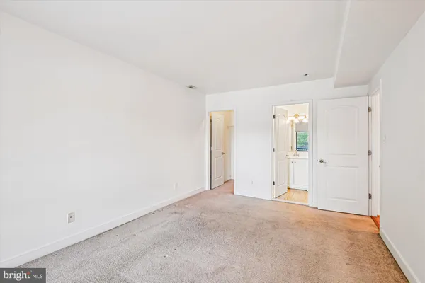 $280,000 | 300 Hilltop Lane, Unit 300I, Annapolis, MD 21403