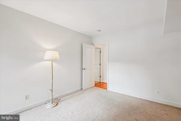 $280,000 | 300 Hilltop Lane, Unit 300I, Annapolis, MD 21403