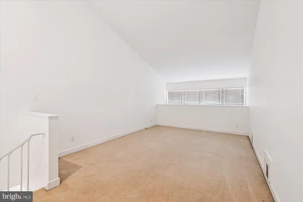 $280,000 | 300 Hilltop Lane, Unit 300I, Annapolis, MD 21403
