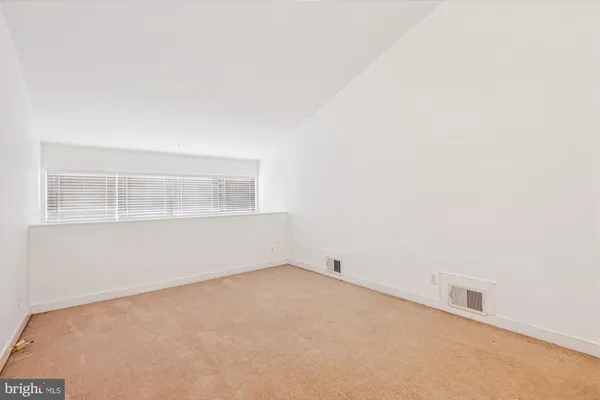 $280,000 | 300 Hilltop Lane, Unit 300I, Annapolis, MD 21403