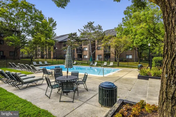 $280,000 | 300 Hilltop Lane, Unit 300I, Annapolis, MD 21403