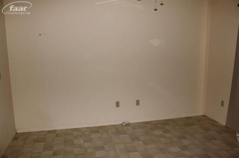 6153 Penwood Road Mount Morris, MI 48458 - Photo 11 of 22 20323490-13.JPG