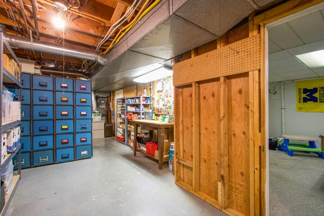 $899,000 | 2460 Mershon Drive, Ann Arbor, MI 48103