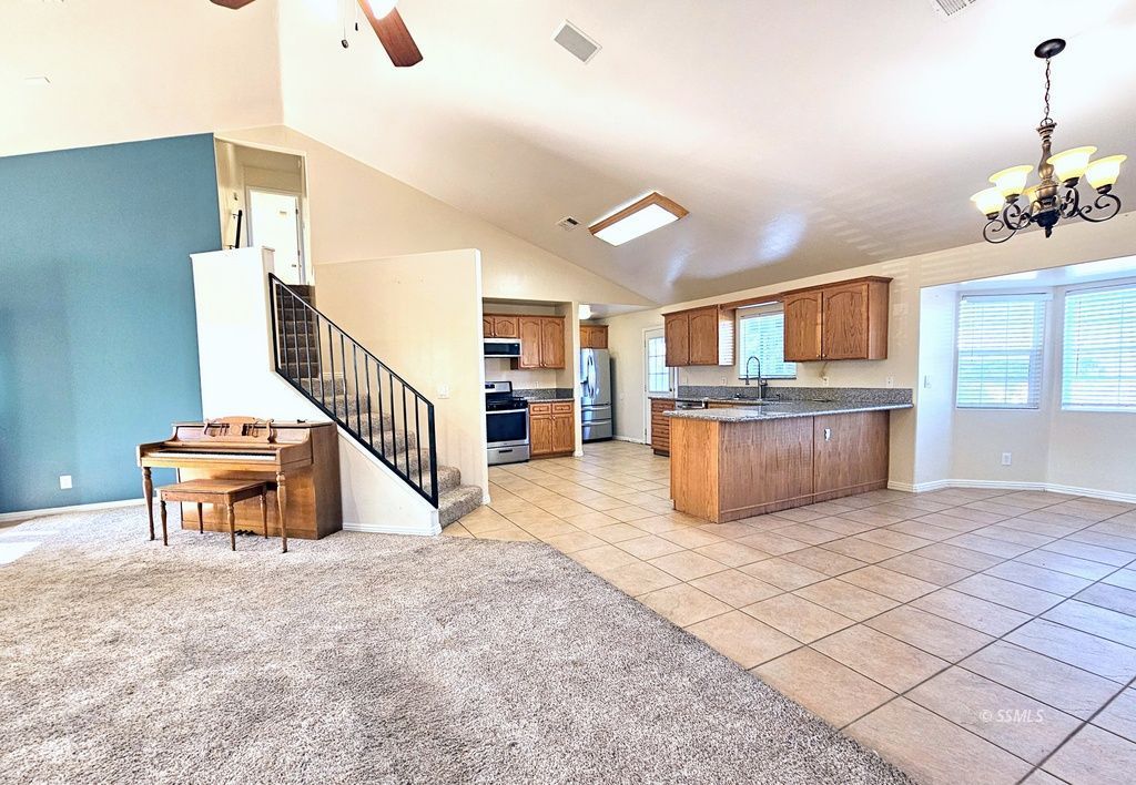 804 West Bataan Avenue Ridgecrest, CA 93555 - Photo 48 of 50