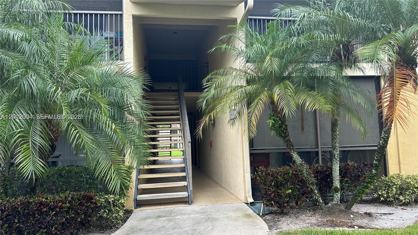 1243 Southwest 46th Avenue, Unit 1111 Pompano Beach, FL 33069 - Photo 6 of 23