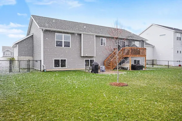 $394,888 | 11726 64th Avenue, Allendale, MI 49401