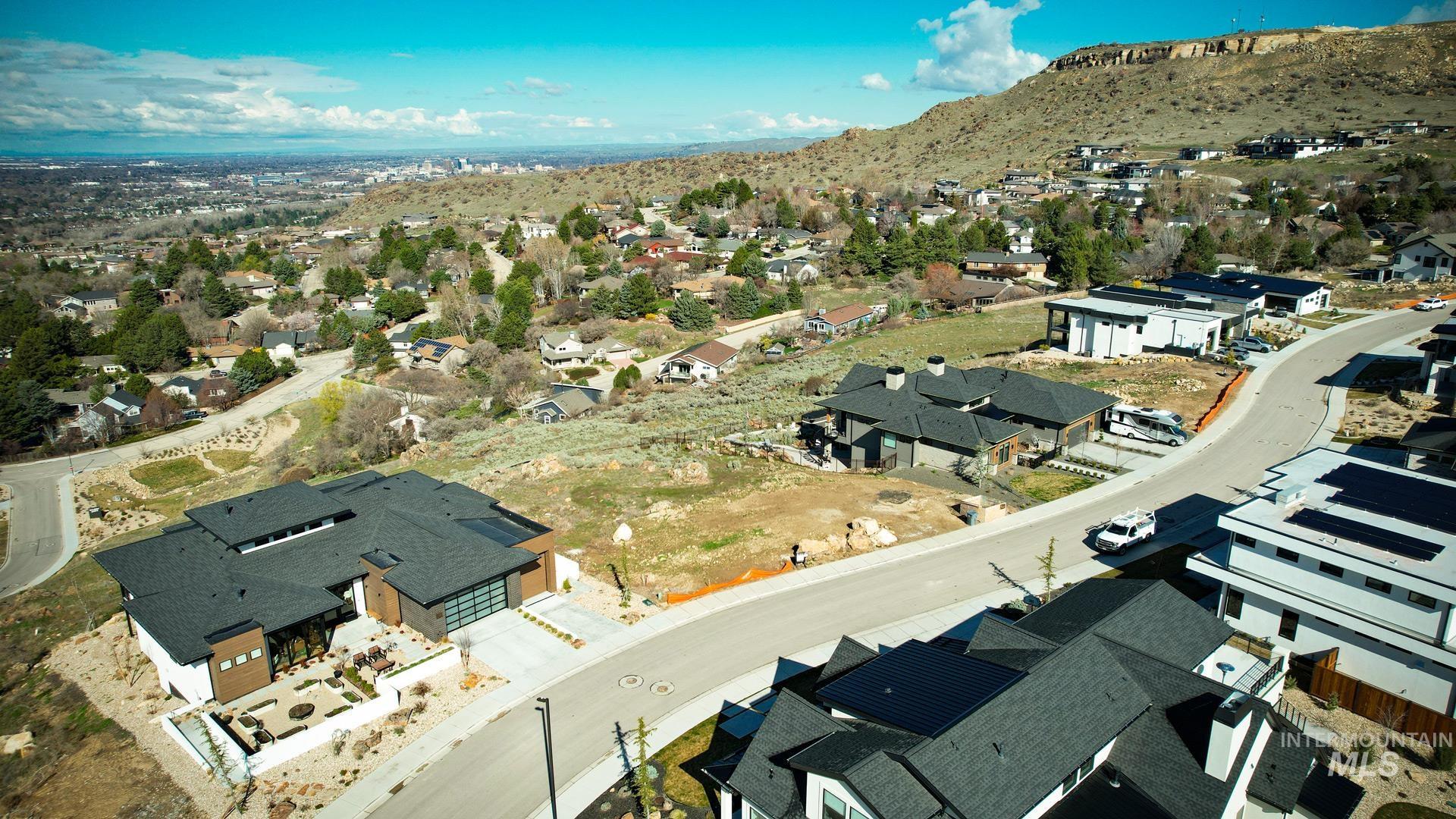 1963 South Satellite Way Boise, ID 83712 - Photo 2 of 4