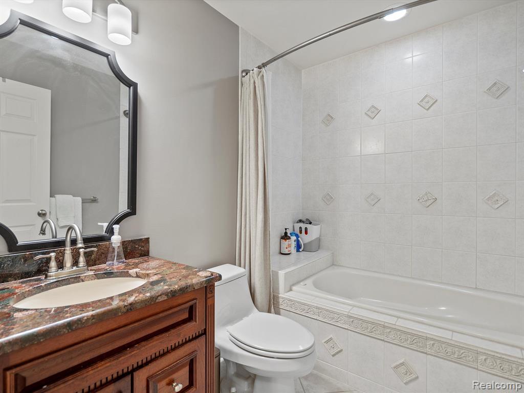 4275 Springdale Street Rochester, MI 48306 - Photo 20 of 51