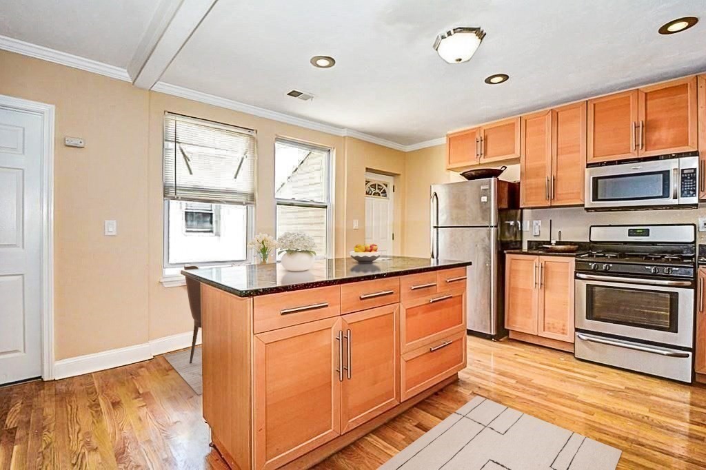 408 Seaver Street, Unit 2PH Boston, MA 02121 - Photo 4 of 12