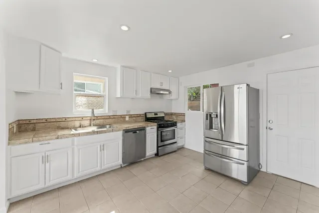 $799,000 | 25 Gladys Avenue, Brisbane, CA 94005