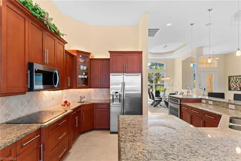 $1,374,000 | 3522 Southeast 19th Avenue, Cape Coral, FL 33904