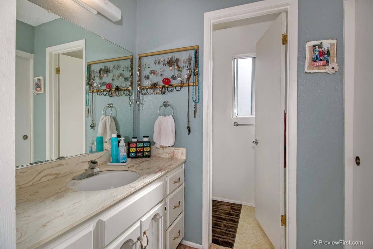 633-635 Melba Road Encinitas, CA 92024 - Photo 11 of 25 Gallery Image 11