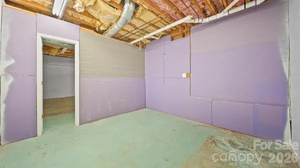 a picture of a cabinet