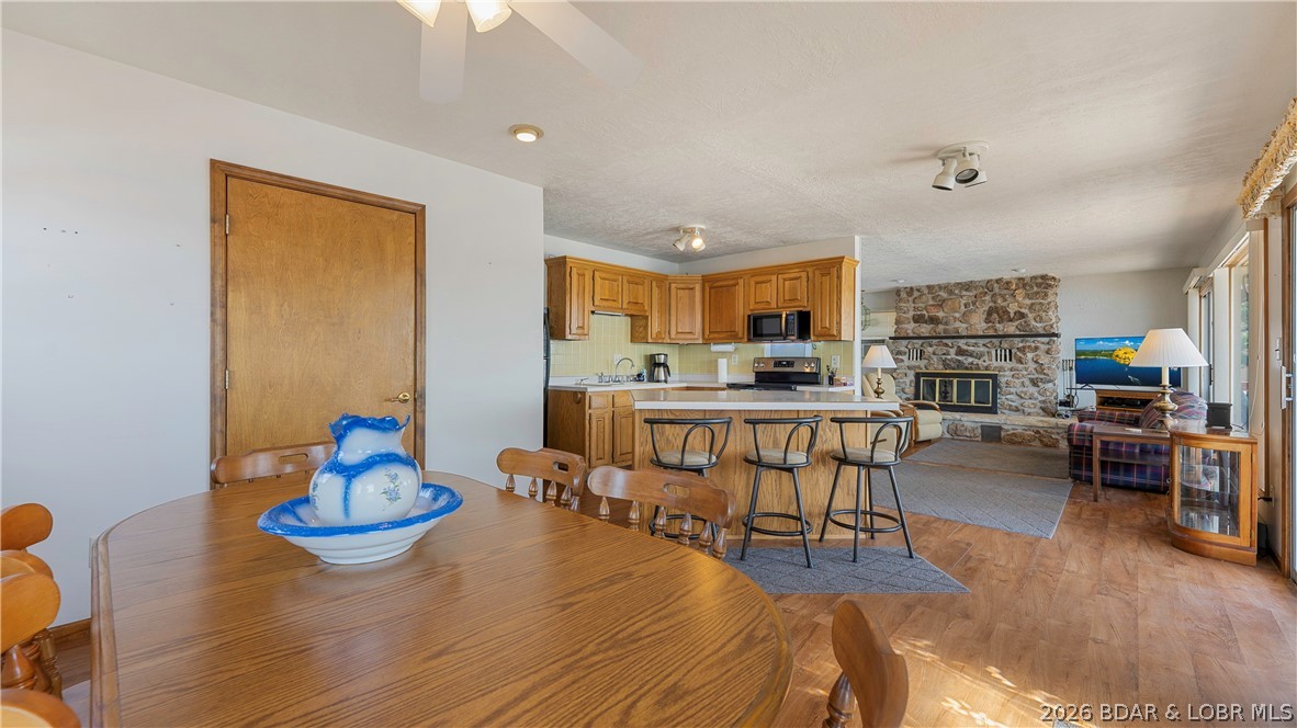1054 Indian Hill Road Sunrise Beach, MO 65079 - Photo 13 of 36