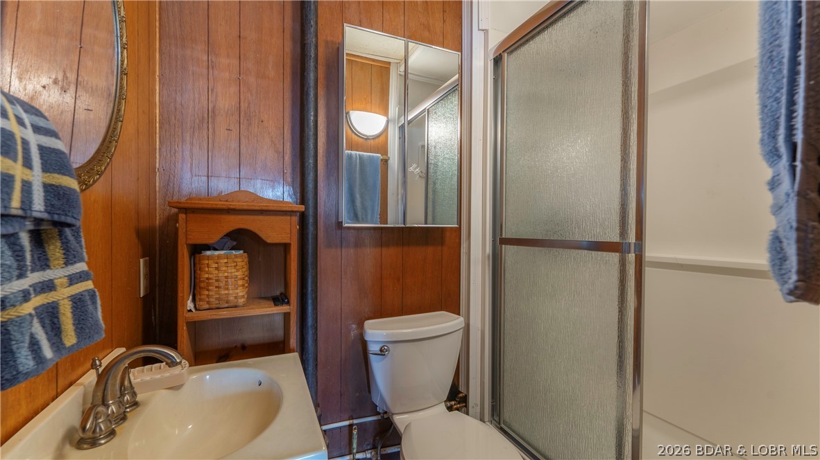 1054 Indian Hill Road Sunrise Beach, MO 65079 - Photo 28 of 36