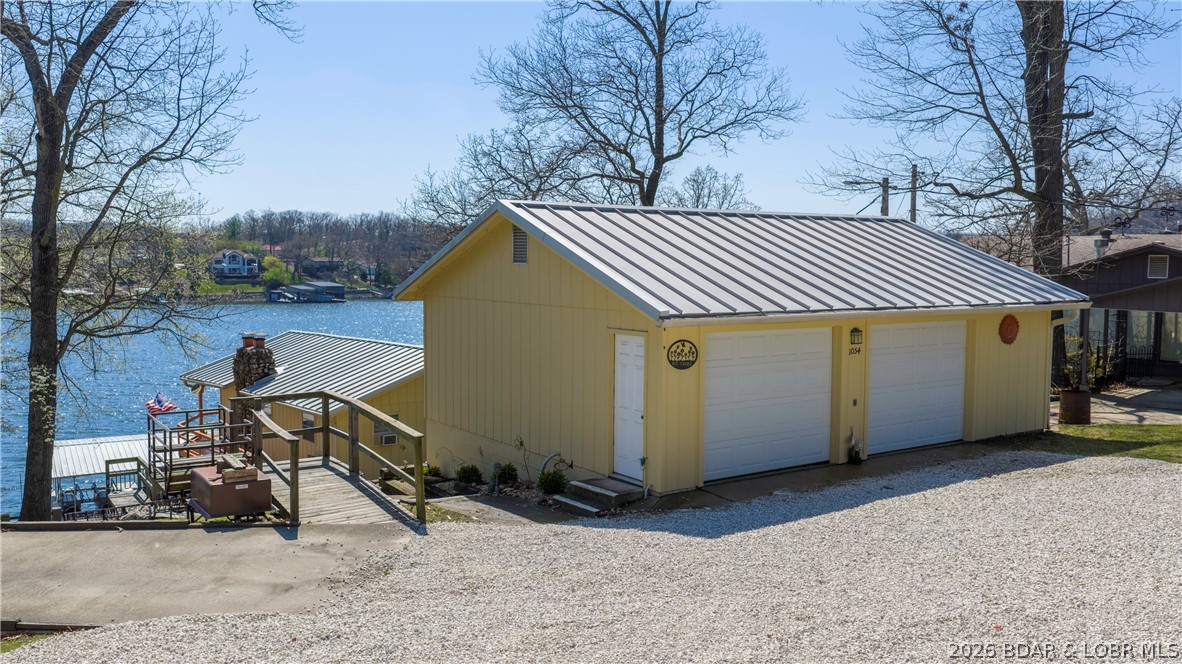 1054 Indian Hill Road Sunrise Beach, MO 65079 - Photo 6 of 36