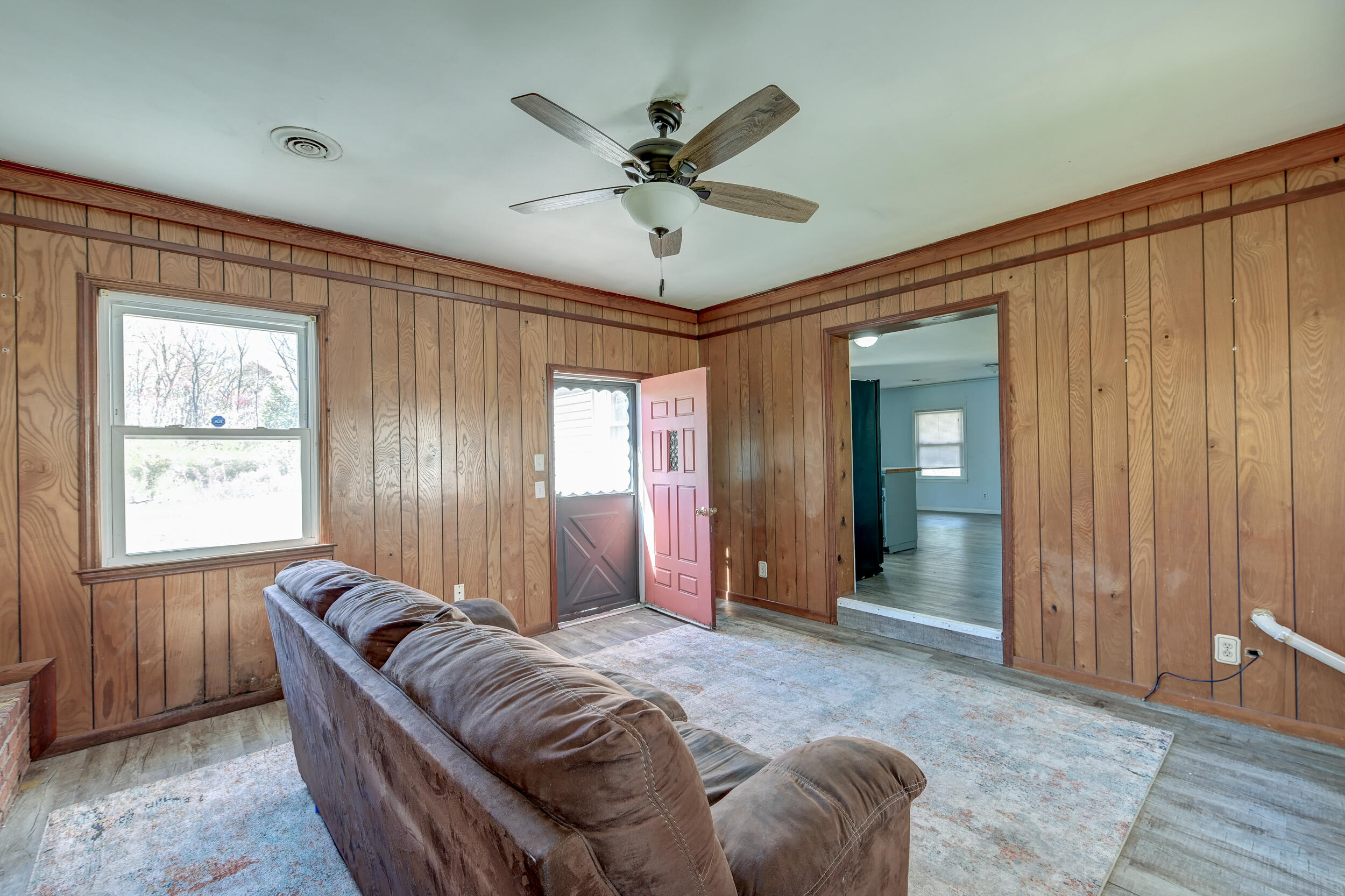 328 Fox Field Road Walterboro, SC 29488 - Photo 33 of 42 DSC_3989_90_91_92_93