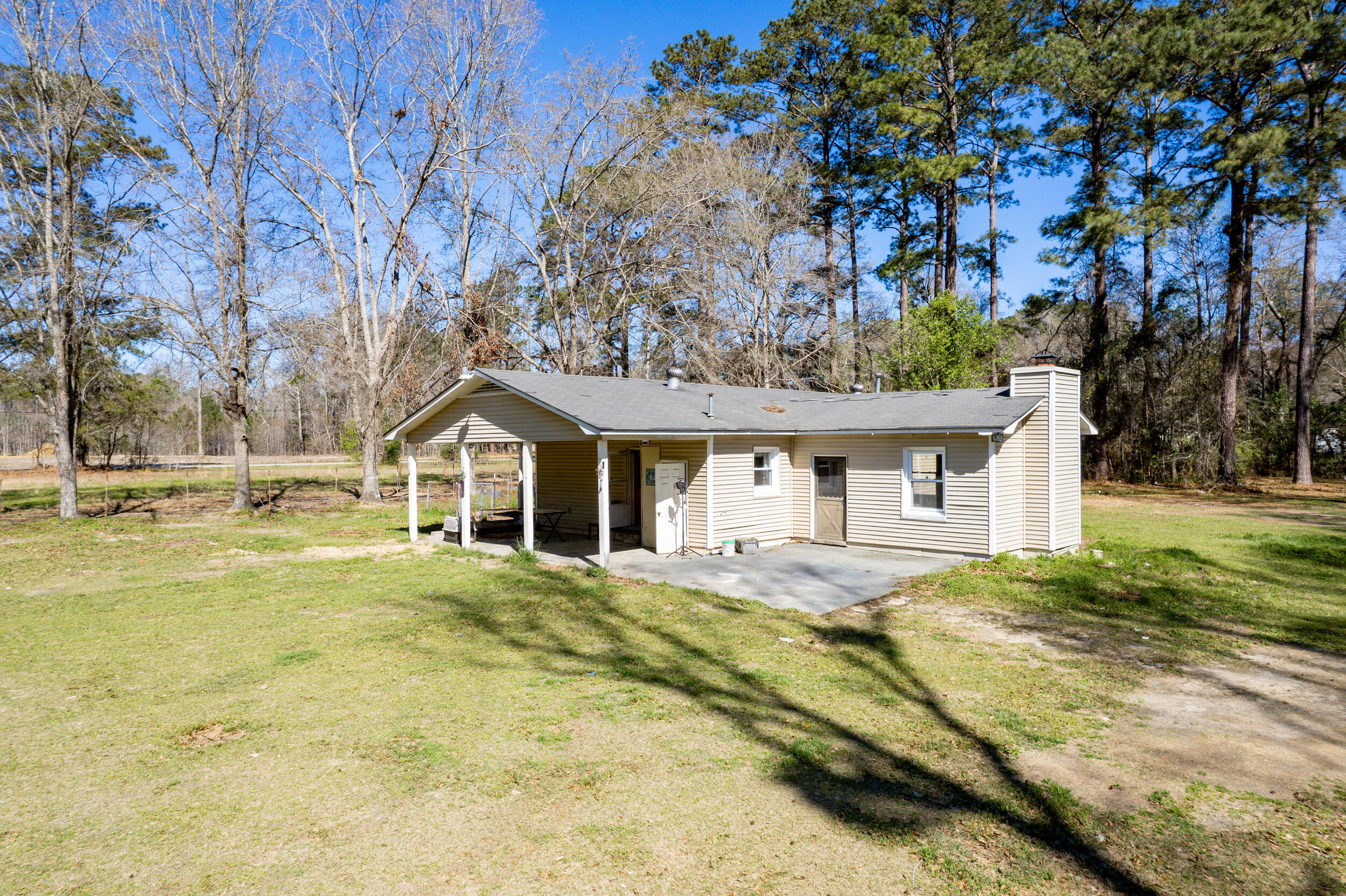 328 Fox Field Road Walterboro, SC 29488 - Photo 4 of 42 DJI_0018