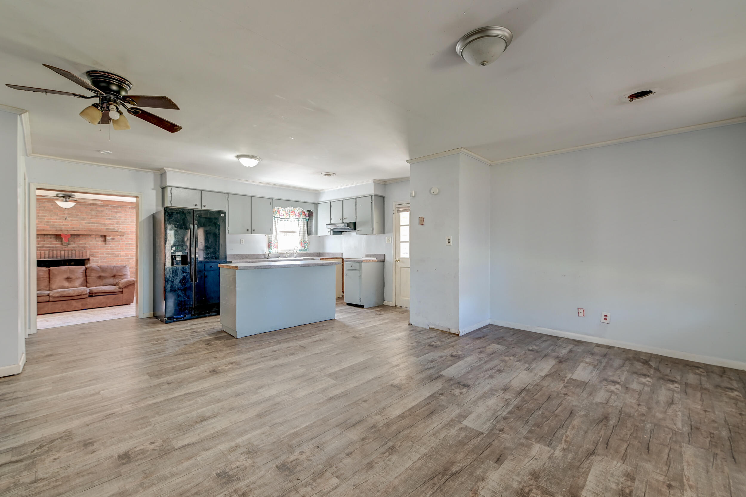 328 Fox Field Road Walterboro, SC 29488 - Photo 5 of 42 DSC_3954_5_6_7_8