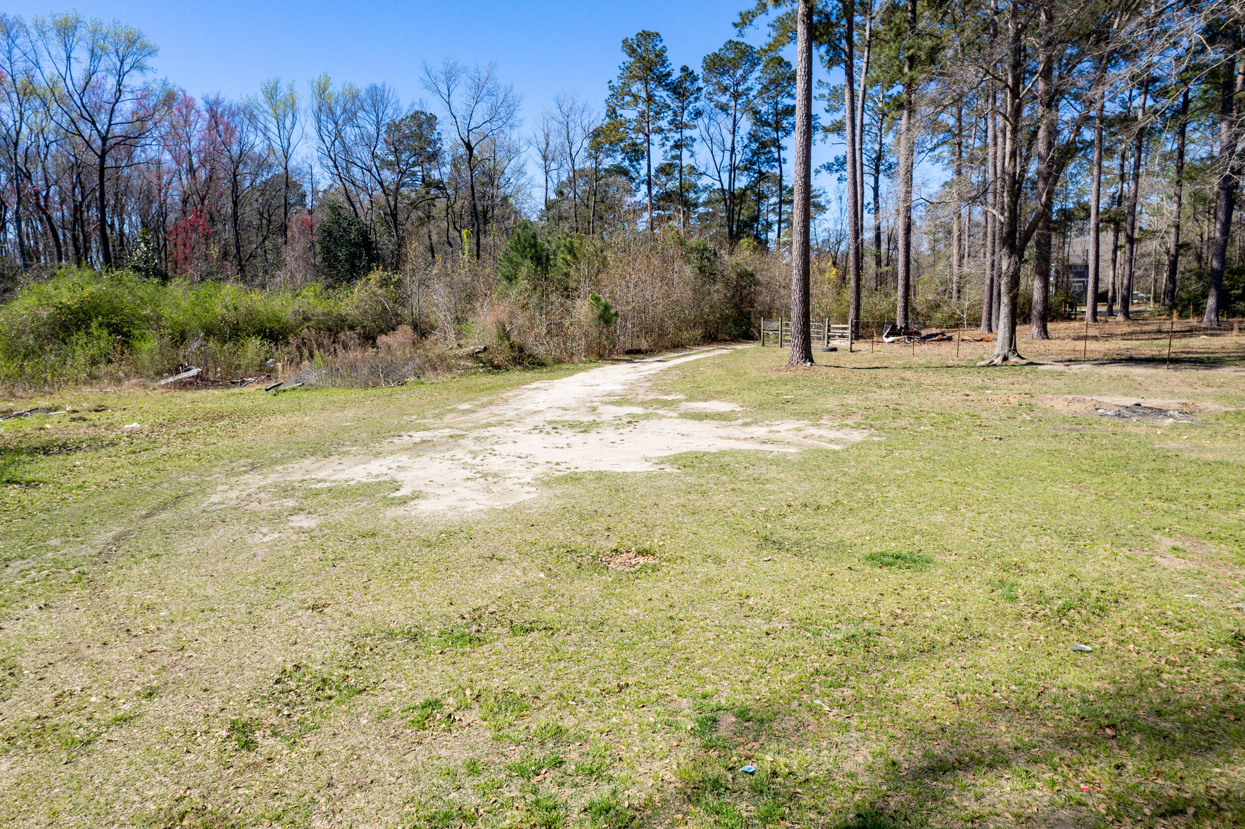 328 Fox Field Road Walterboro, SC 29488 - Photo 9 of 42 DJI_0042