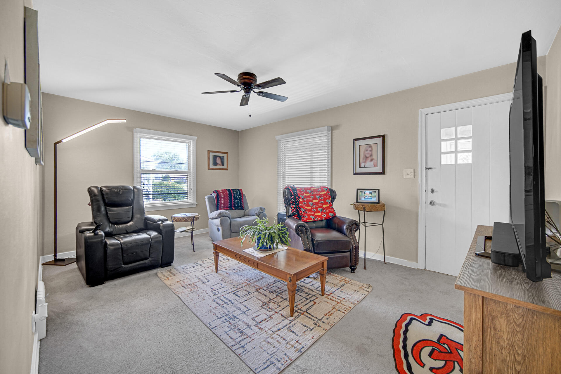434 West Walnut Street Crown Point, IN 46307 - Photo 7 of 17 1920x1280