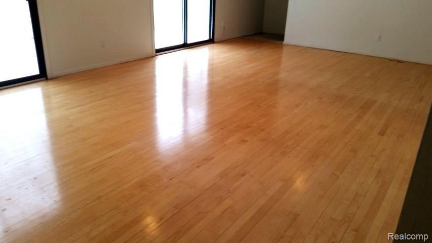1159 East Maple Road Birmingham, MI 48009 - Photo 8 of 46 20160216_124847 (Small).jpg
