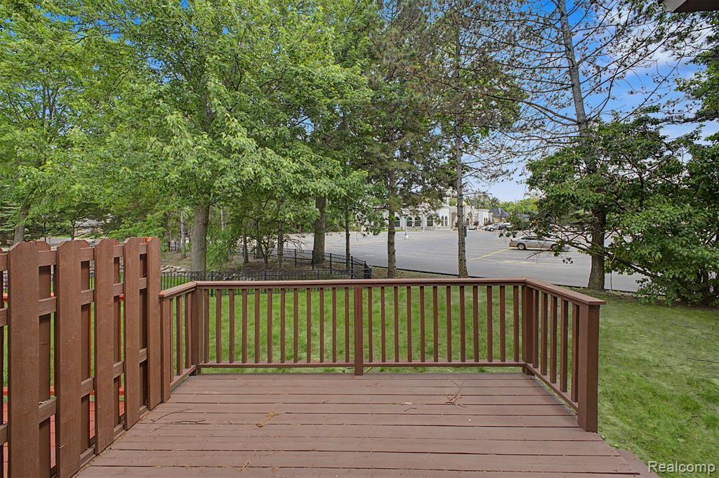816 North Beech Daly Road Dearborn Heights, MI 48127 - Photo 45 of 47