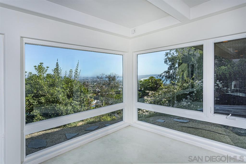 1031 La Jolla Rancho Road La Jolla, CA 92037 - Photo 20 of 25
