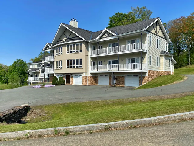 $439,000 | 120 Pepin Drive, Unit B 6, Newport, VT 05855