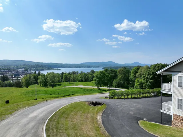 $439,000 | 120 Pepin Drive, Unit B 6, Newport, VT 05855