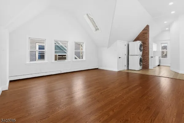 $1,850 | 55 Homestead Park, Unit 3, Newark, NJ 07108