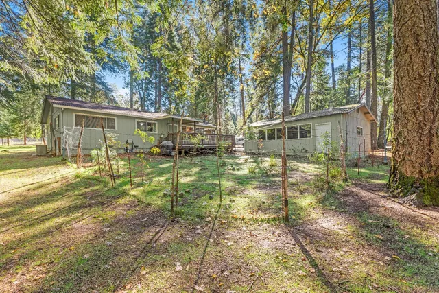 front view of house with a yard