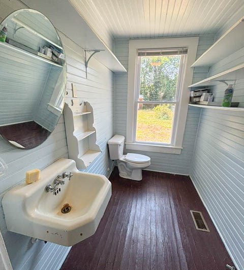 7781 Seaside Road Nassawadox, VA 23413 - Photo 14 of 49