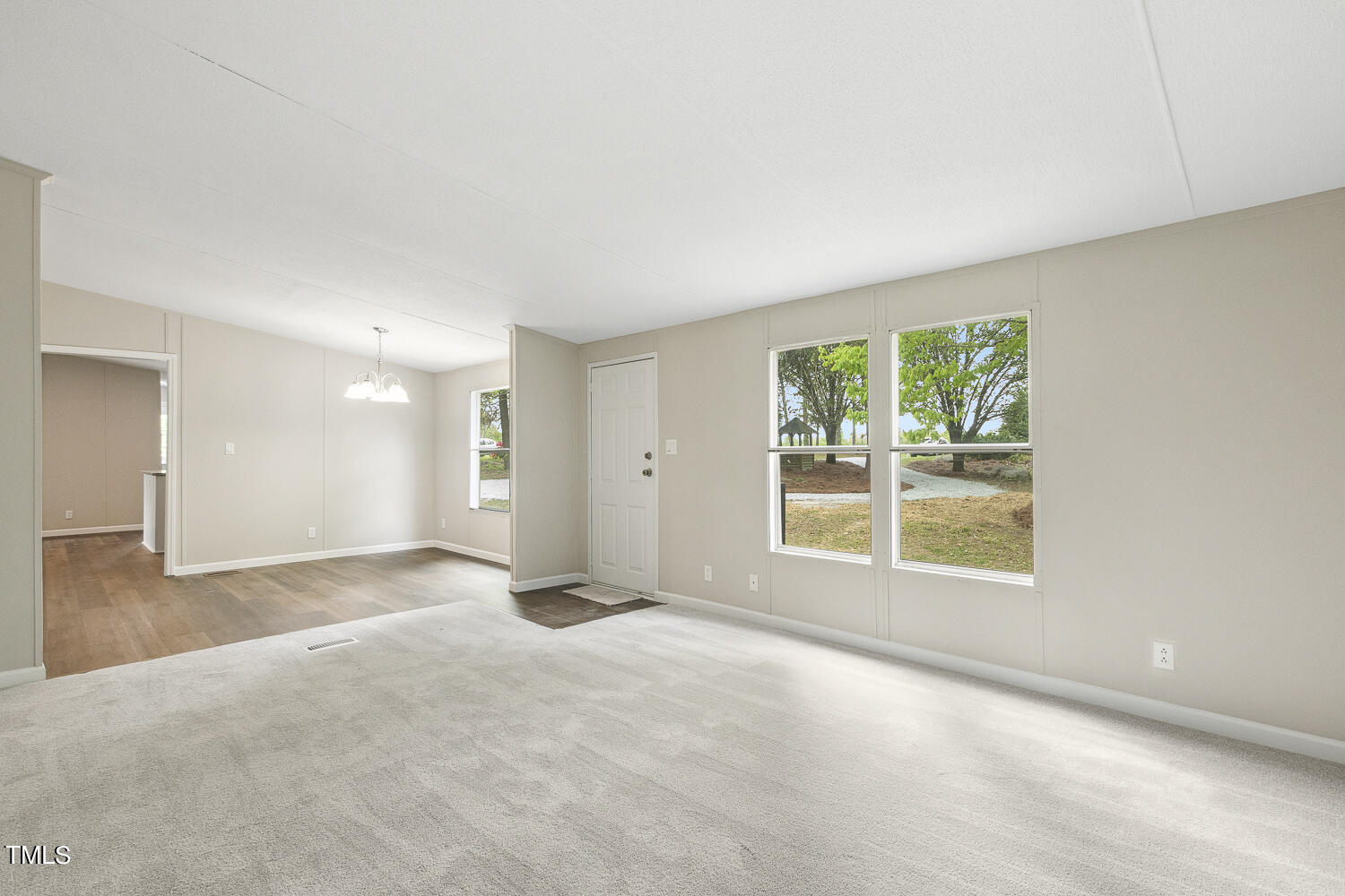 3820 Morton-Pulliam Road Roxboro, NC 27574 - Photo 6 of 37 Living Room