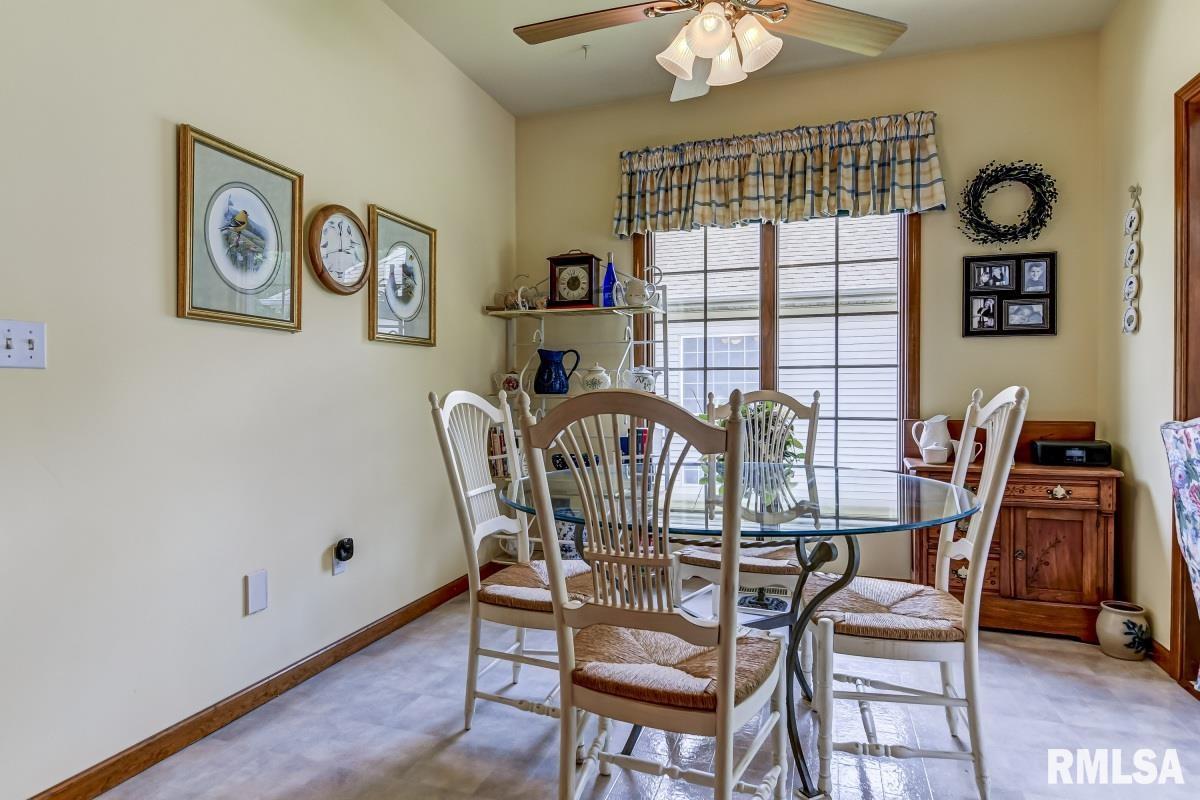2512 Tartan Way Springfield, IL 62711 - Photo 17 of 38