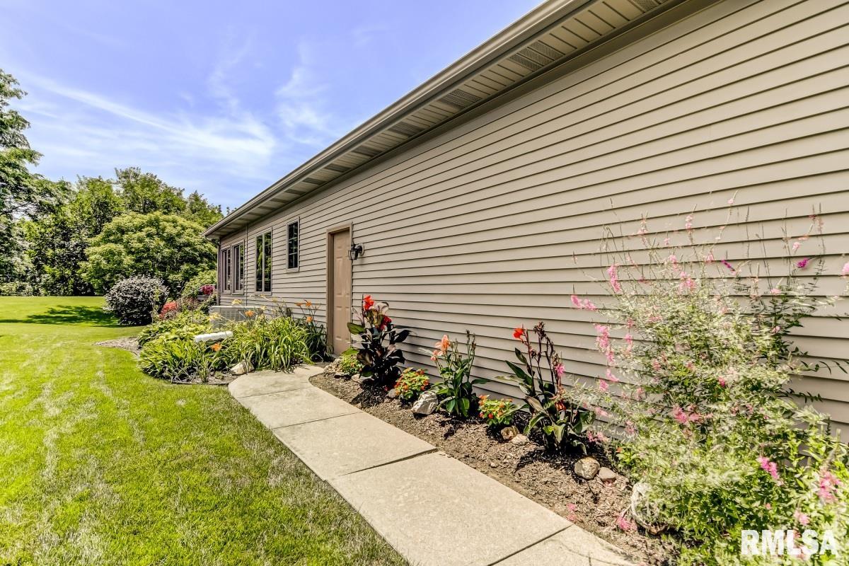 2512 Tartan Way Springfield, IL 62711 - Photo 34 of 38