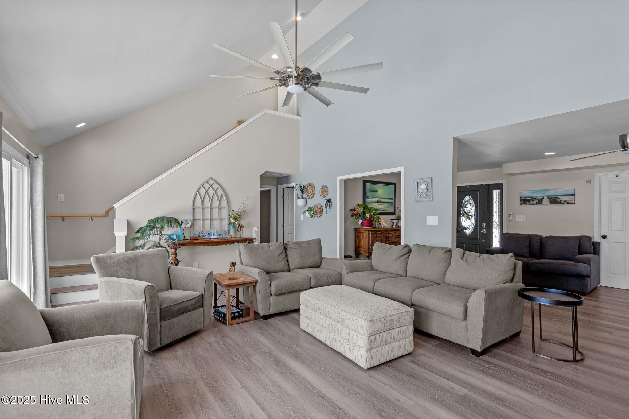 162 Peninsula Manor Road Hubert, NC 28539 - Photo 14 of 79 LIving Room