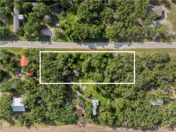 $28,000 | 569-573 Pond Street, Somerville, TX 77879