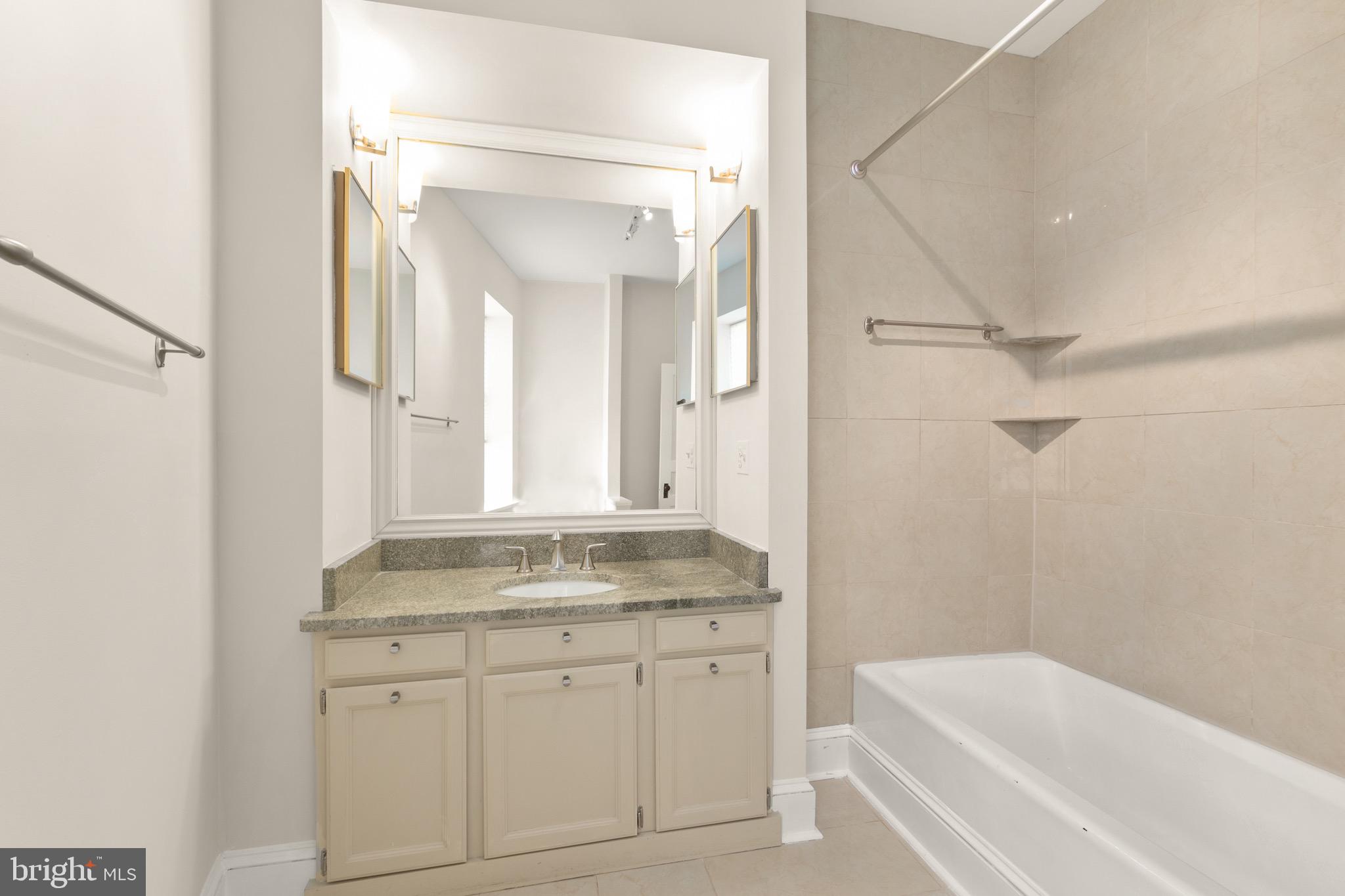 1109 P Street Northwest Washington, DC 20005 - Photo 33 of 45 Second Bath