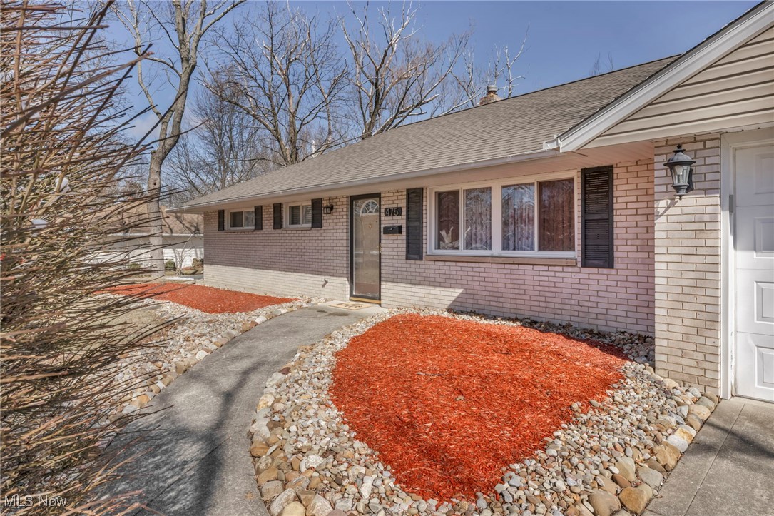 475 Harris Road Cleveland, OH 44143 - Photo 2 of 38 Single story home featuring brick siding and roof with shingles