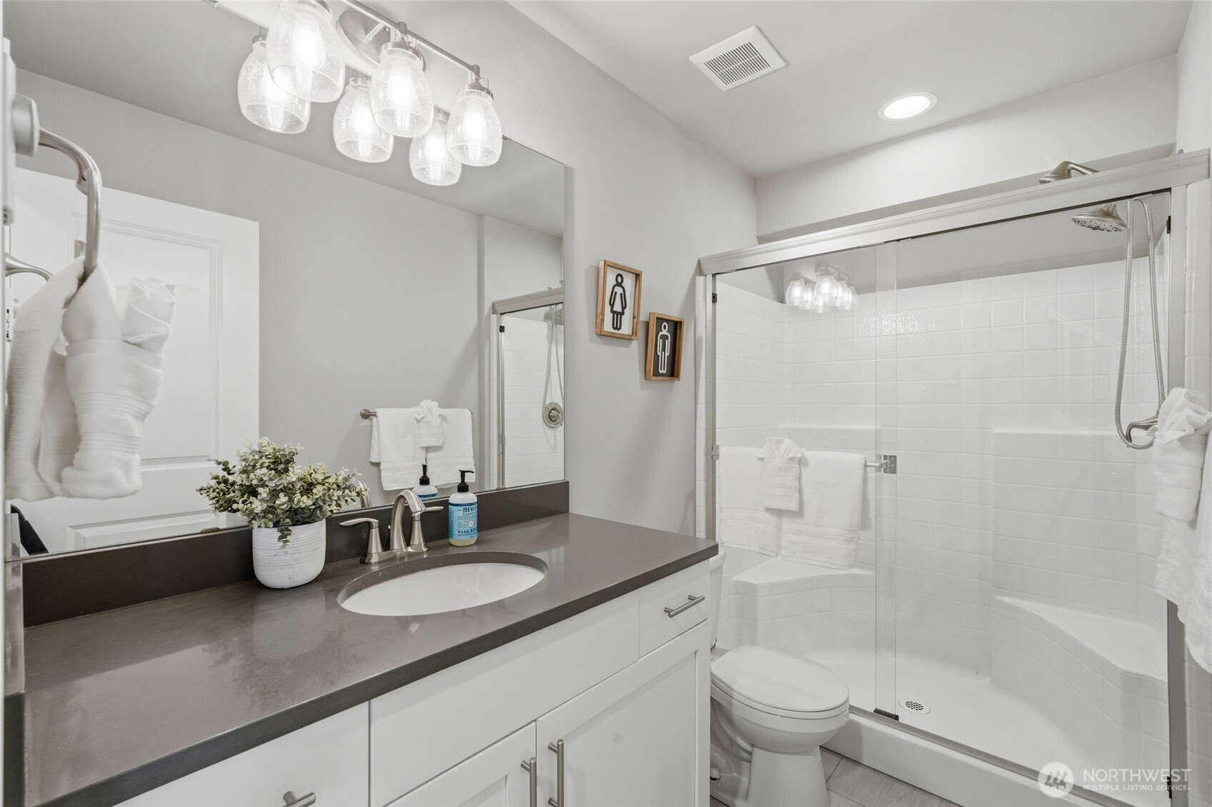 508 237th Street Southeast, Unit B Bothell, WA 98021 - Photo 5 of 40