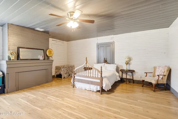 $750,000 | 8801 East Old Spanish Trail, Jeanerette, LA 70544