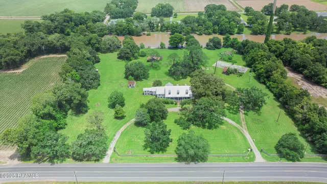 $750,000 | 8801 East Old Spanish Trail, Jeanerette, LA 70544