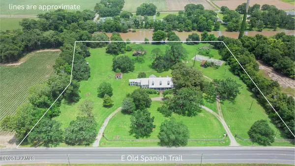 $750,000 | 8801 East Old Spanish Trail, Jeanerette, LA 70544