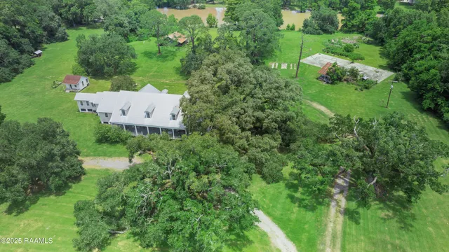 $750,000 | 8801 East Old Spanish Trail, Jeanerette, LA 70544