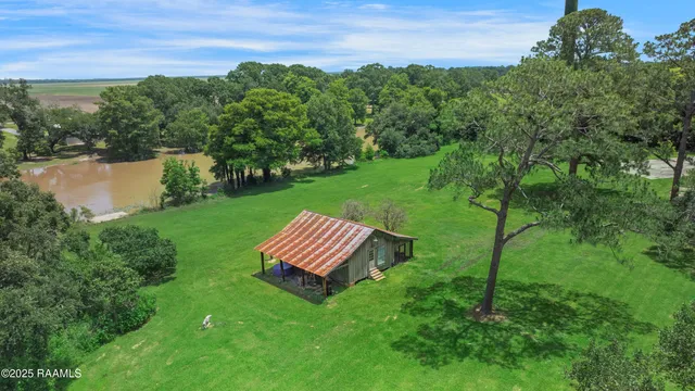 $750,000 | 8801 East Old Spanish Trail, Jeanerette, LA 70544