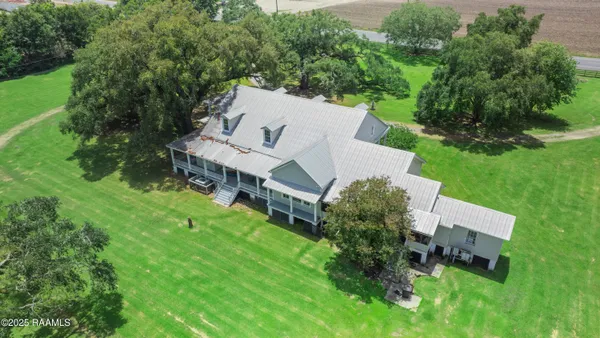 $750,000 | 8801 East Old Spanish Trail, Jeanerette, LA 70544